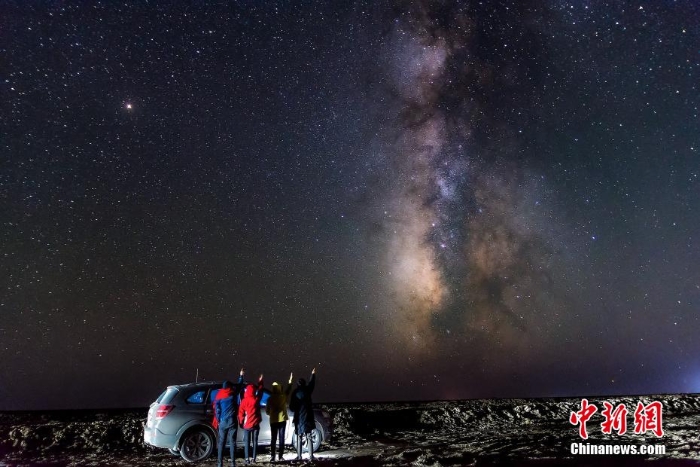 美到極致！快來(lái)看青海最美星空