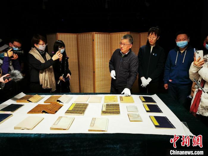 中國國家圖書館藏清宮“天祿琳瑯”修復(fù)項目八年收官