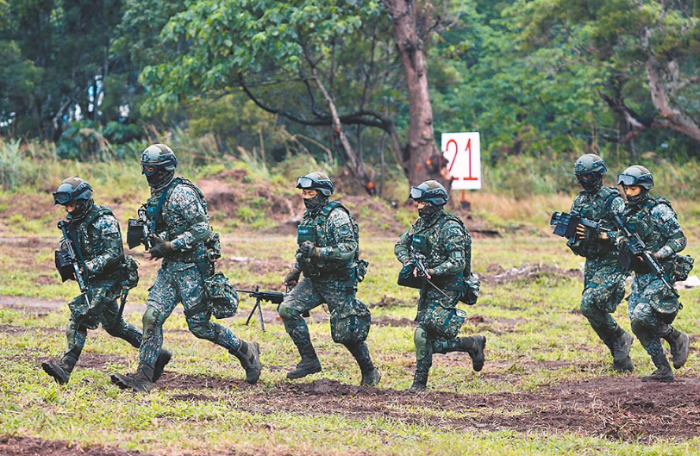 臺軍兵役延長