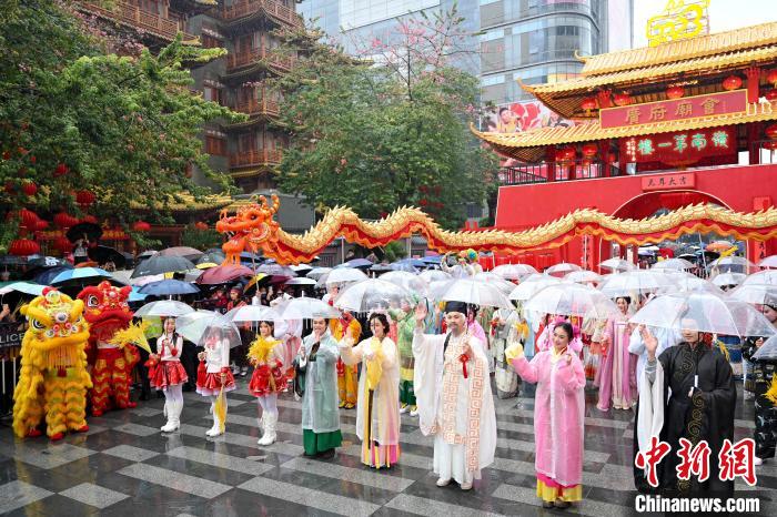 廣府廟會民俗文化巡游重回街頭 陳驥旻 攝