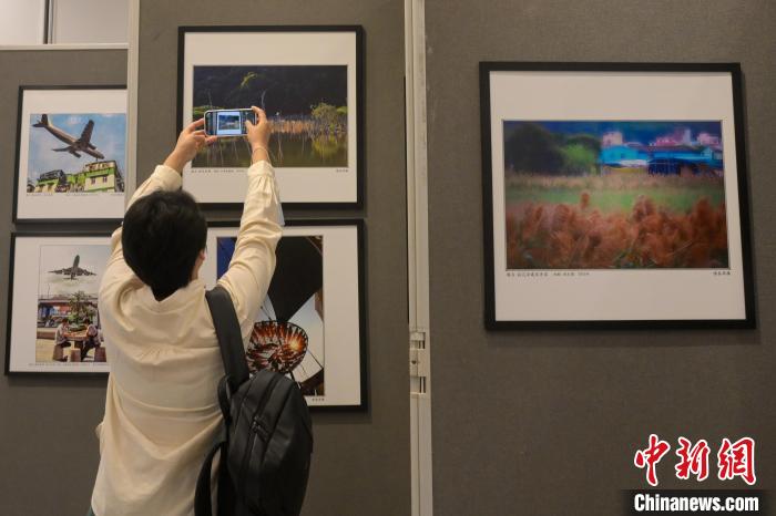 “鏡頭下的灣區(qū)”巡回攝影聯(lián)展在香港開幕