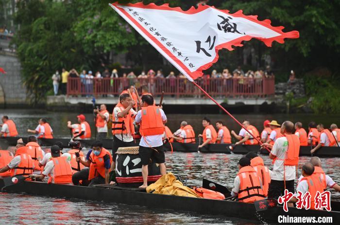 廣州荔灣：“五月五·龍船鼓”起龍儀式迎端午