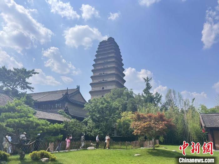 西安旅游市場迎“暑期熱”千年古都文旅持續(xù)向“新”