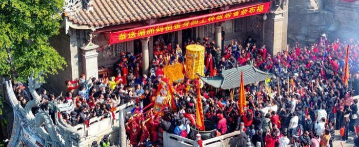 共同傳承弘揚(yáng)媽祖文化 兩岸媽祖信眾同謁媽祖